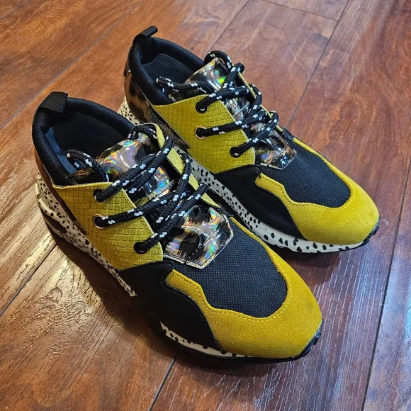 Steve Madden Womens Cliff Trainer - Yellow / Multi, Size 8.5 W, 7M - Picture 3 of 6